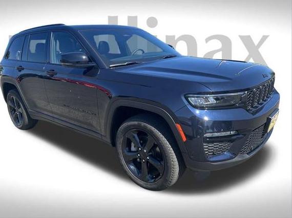 JEEP GRAND CHEROKEE 2024 1C4RJHBG5RC263335 image